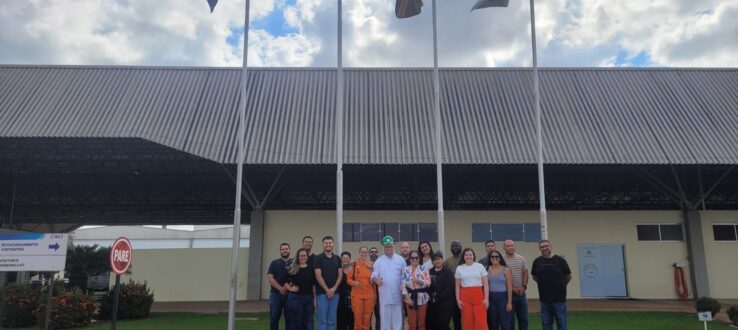 Alunos do PPGAD/UFMS realizam visita técnica à JBS